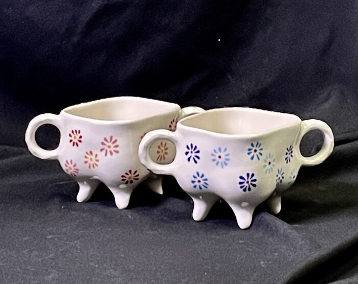 Tasses en céramique Mariejosée Desjean