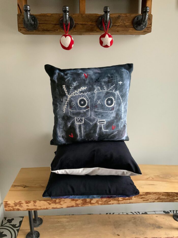 Coussin Julie Miville* Les Affreux - Image 6
